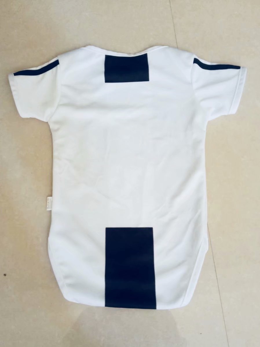 Infant Juventus Home 2018/19 Soccer Jersey - Click Image to Close